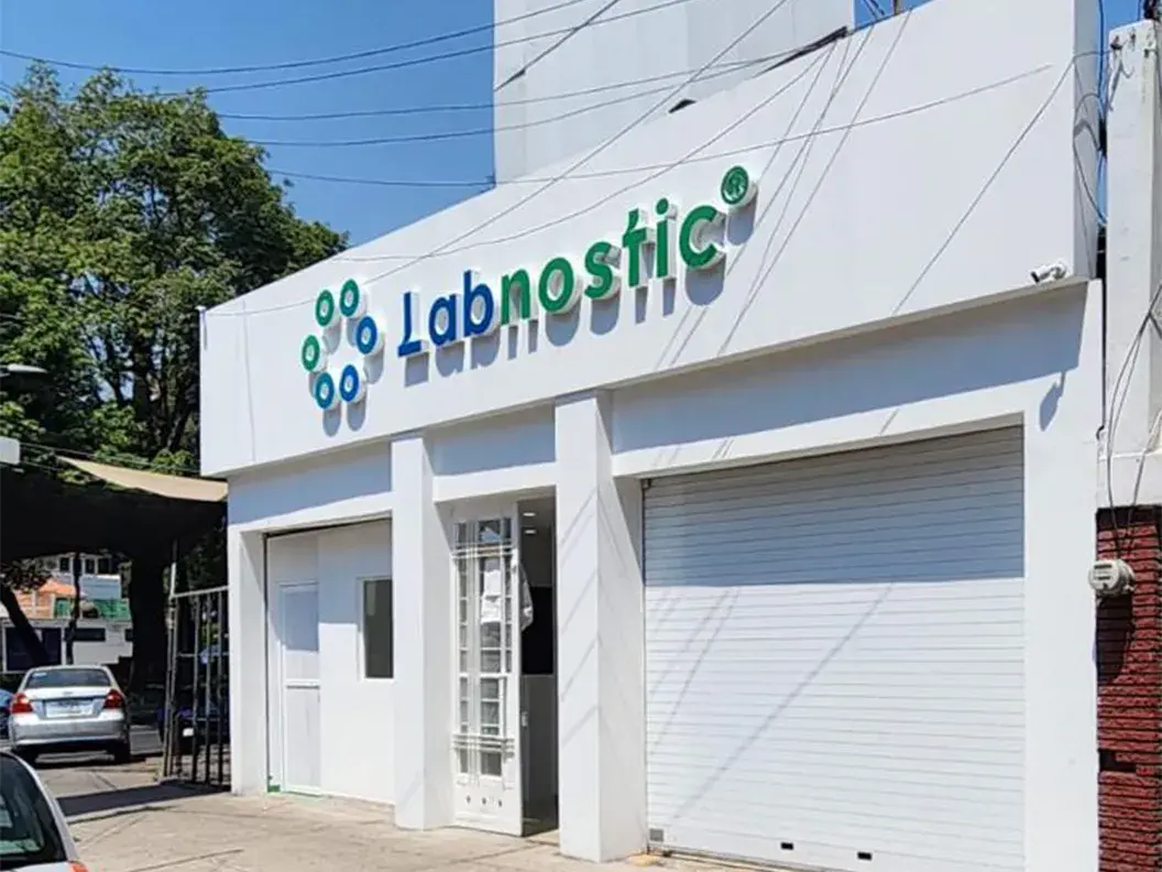 Anuncios Luminosos para Consultorios y Farmacias