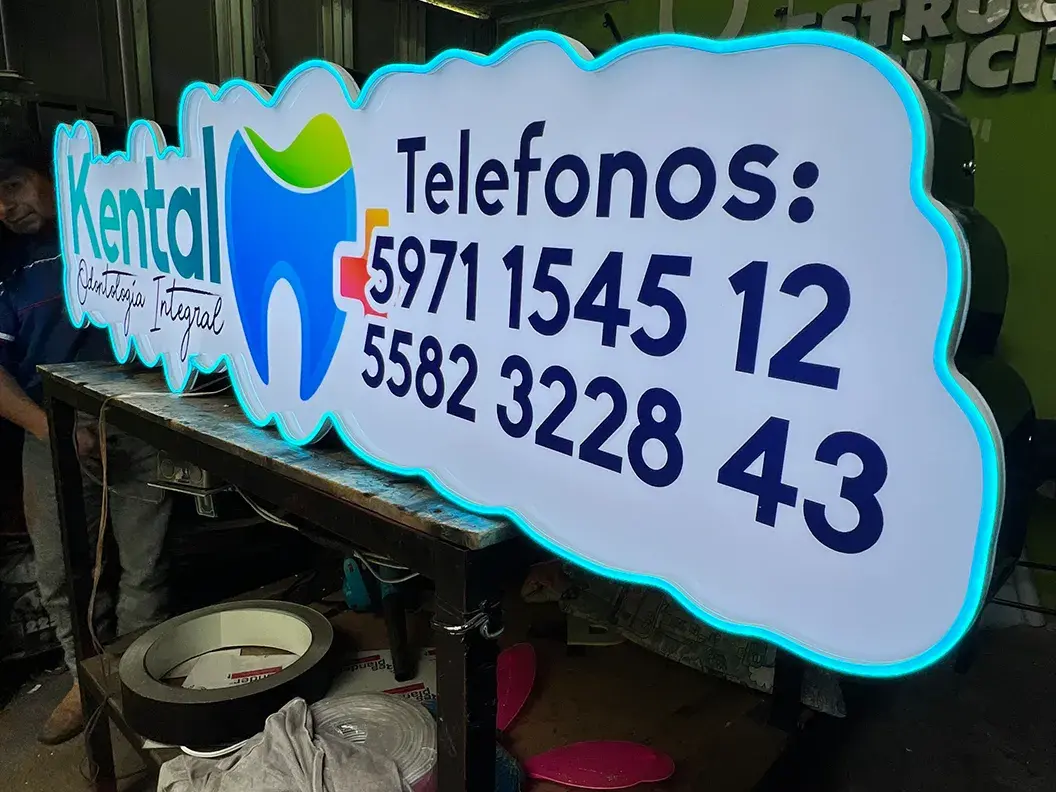 Anuncios Luminosos para Consultorios y Farmacias