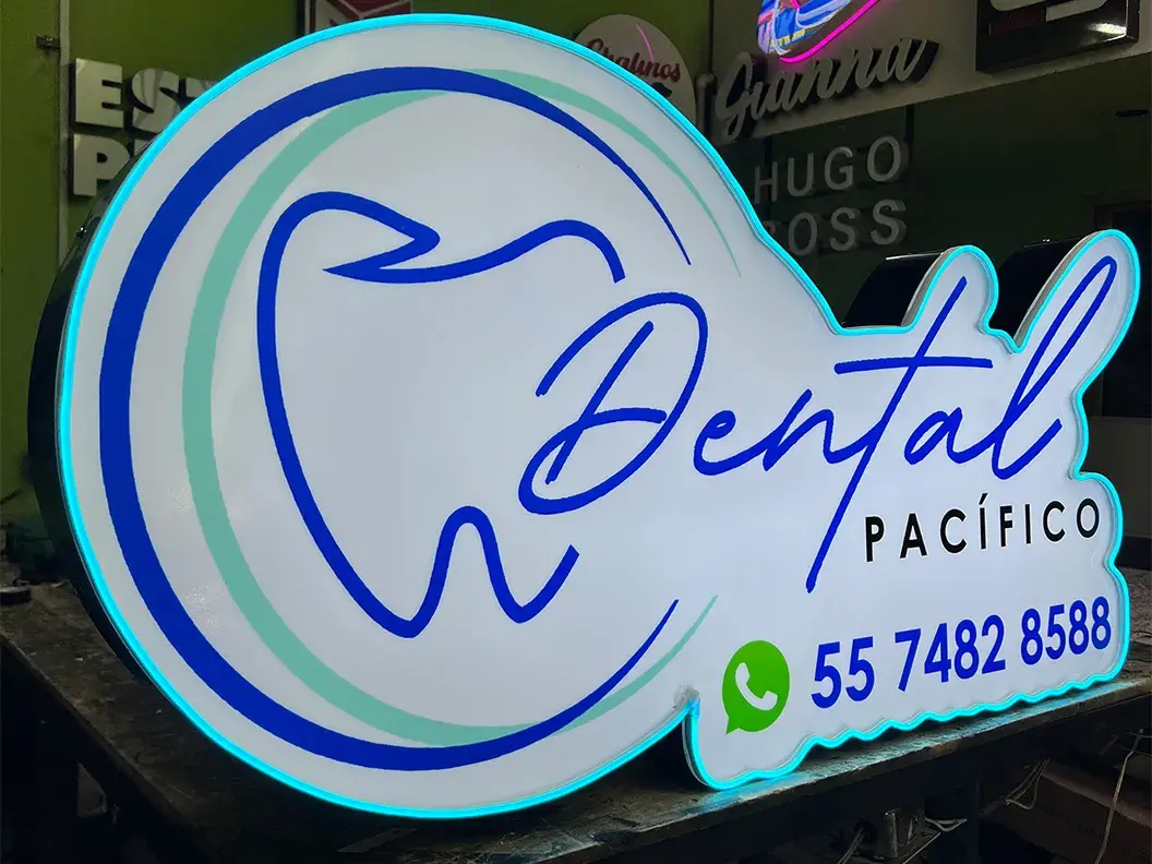 Anuncios Luminosos para Consultorios y Farmacias