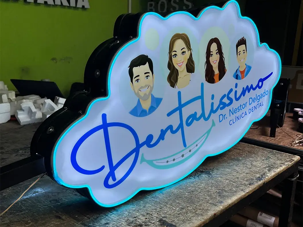 Anuncios Luminosos para Consultorios y Farmacias