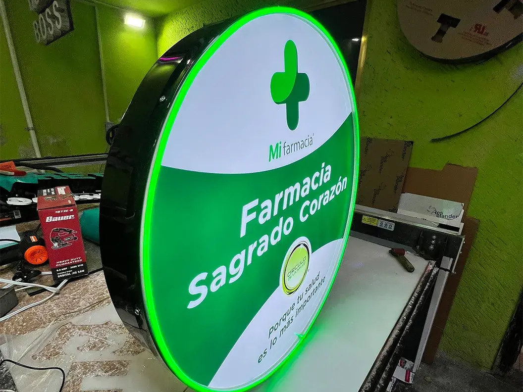 Anuncios Luminosos para Consultorios y Farmacias