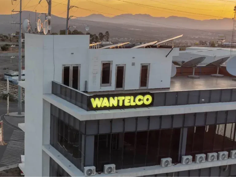 Servicio de instalación de anuncios luminoso en México