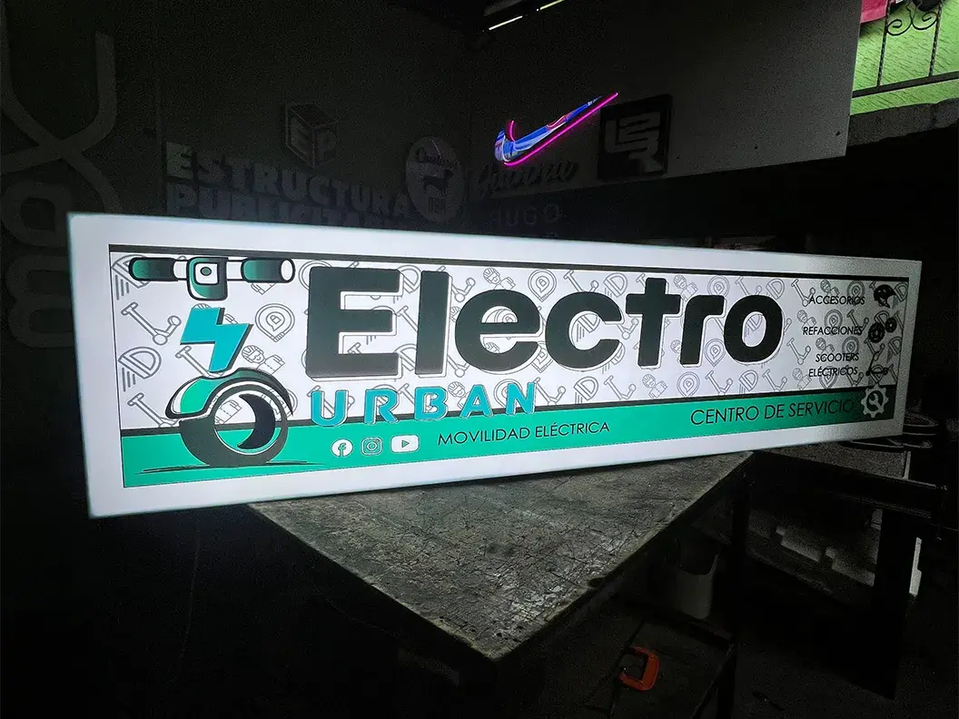 Anuncios Luminosos para Refaccionarias