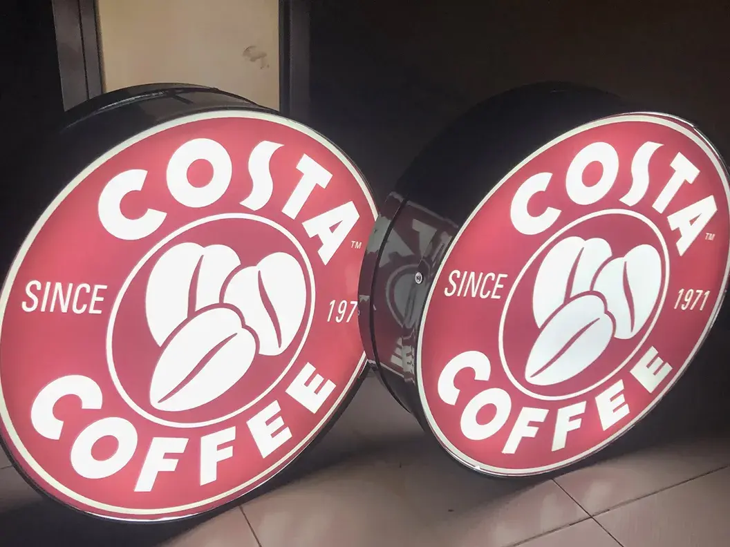 Anuncios Luminosos para Restaurantes y Cafeterías