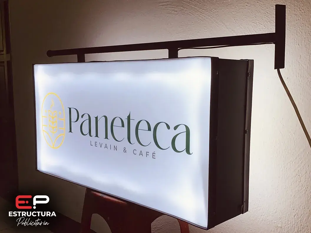 Bandera Luminosa 2 caras - Estructura Publicitaria México